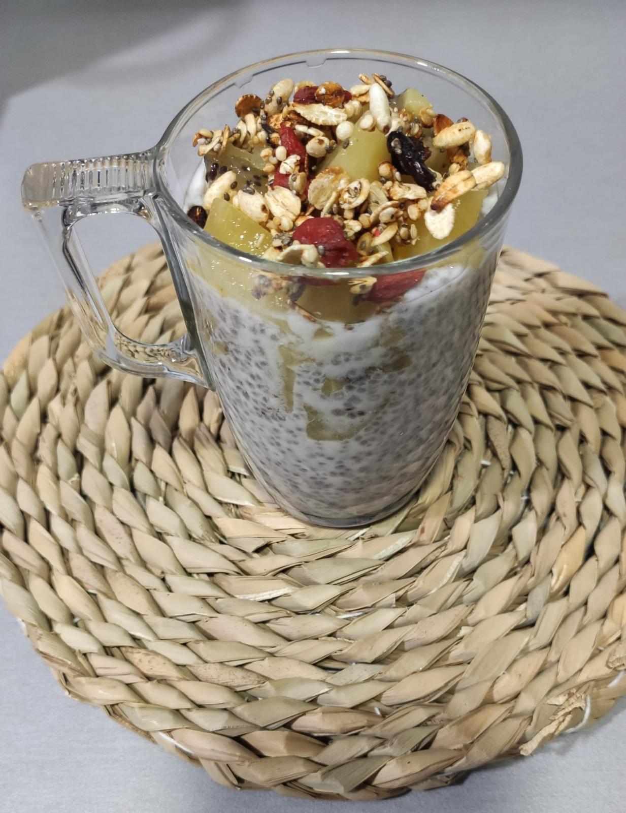 Super batido de chía con muesli y kiwi